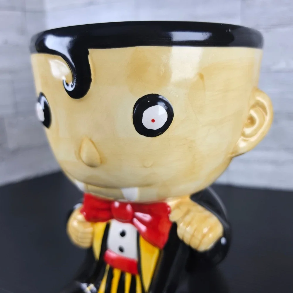Halloween Vampire Dracula Ceramic Planter Candy Bowl Black Red Yellow 7 Inch